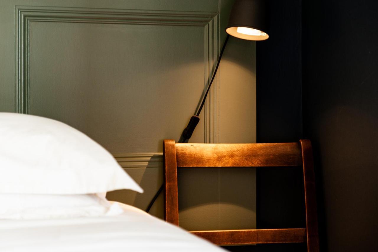 The Old Vicarage Bed & Breakfast Moylgrove Bagian luar foto