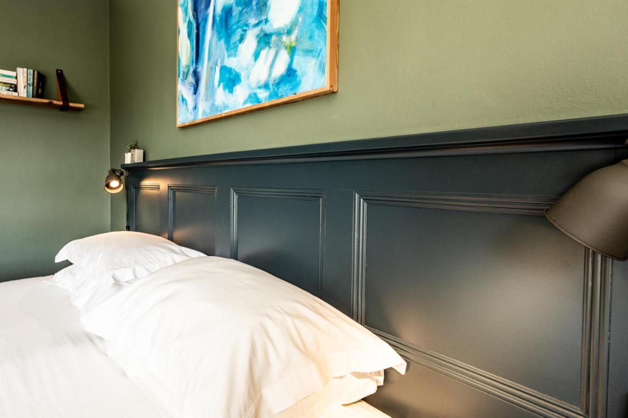 The Old Vicarage Bed & Breakfast Moylgrove Bagian luar foto