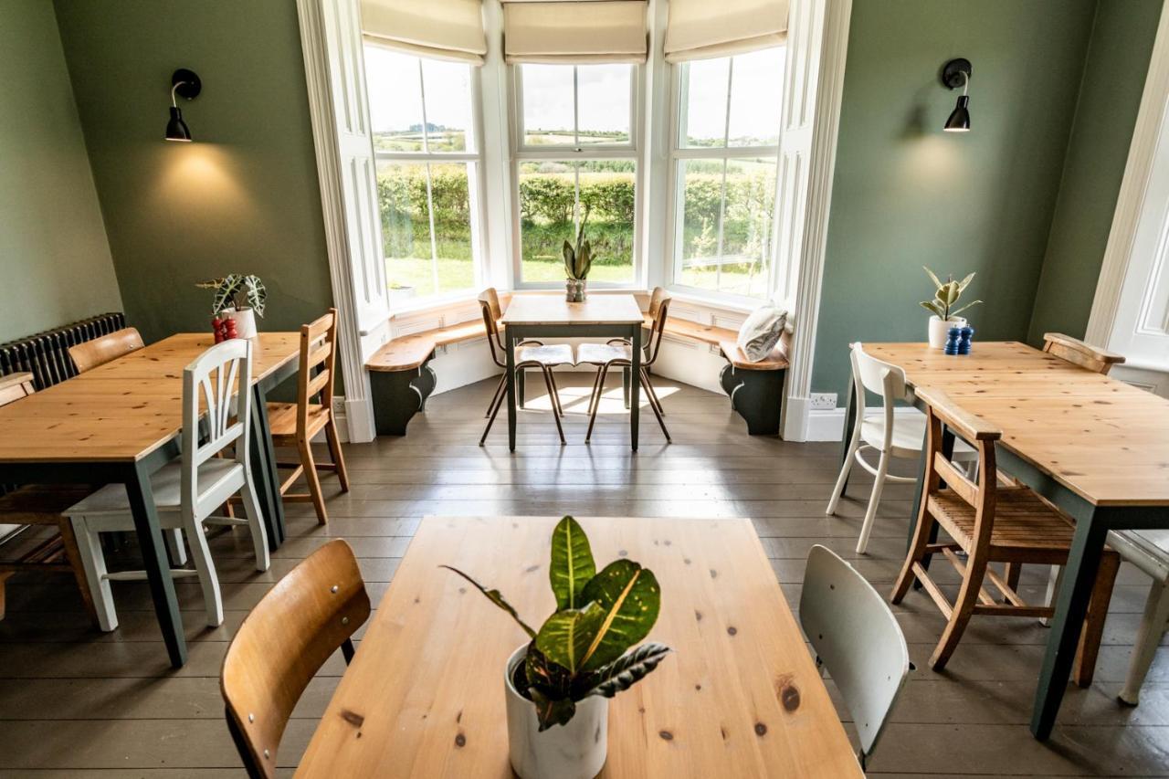 The Old Vicarage Bed & Breakfast Moylgrove Bagian luar foto
