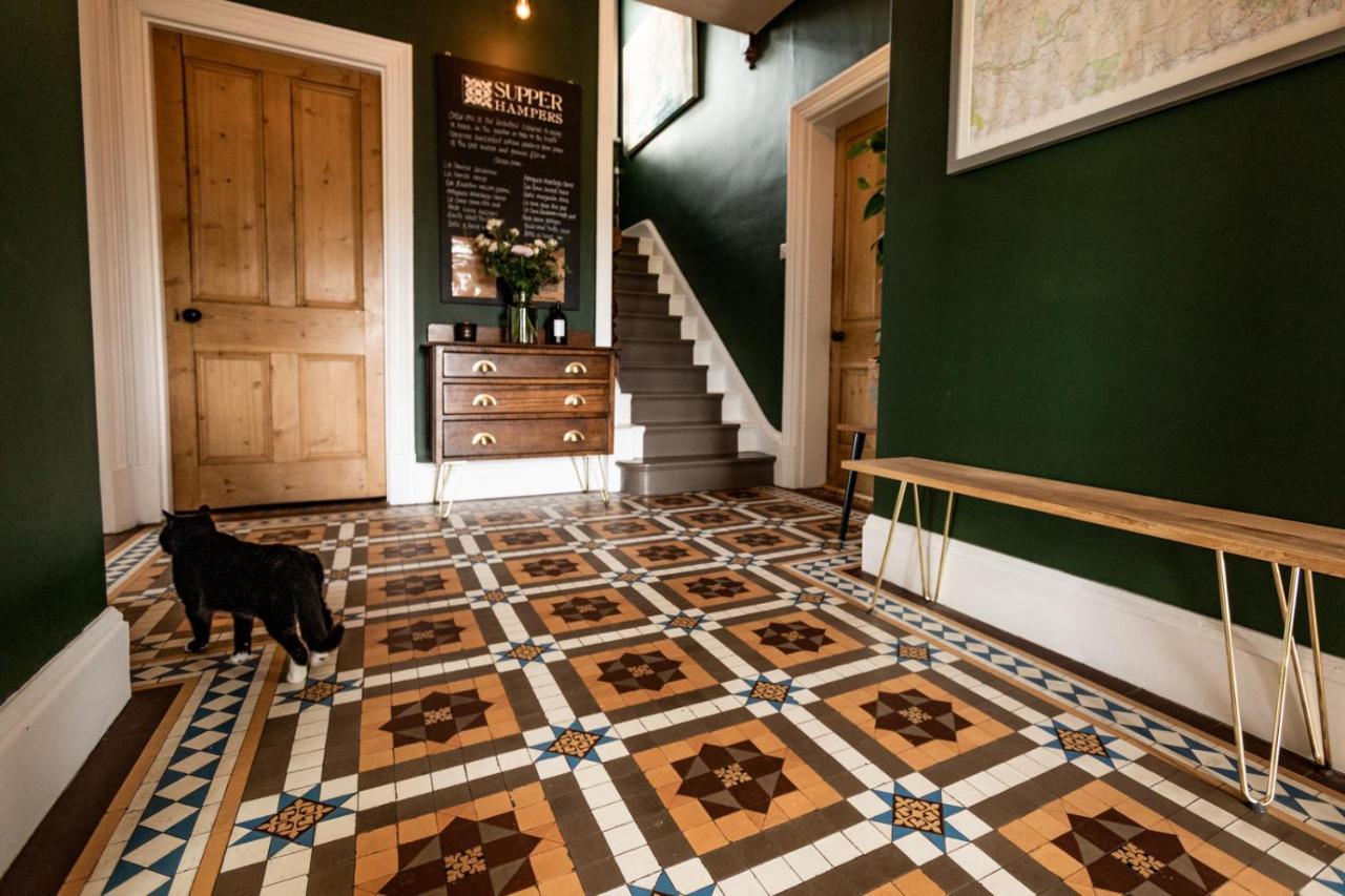 The Old Vicarage Bed & Breakfast Moylgrove Bagian luar foto
